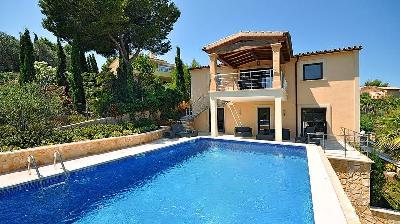 Villa en Santa Ponsa en ubicación tranquila