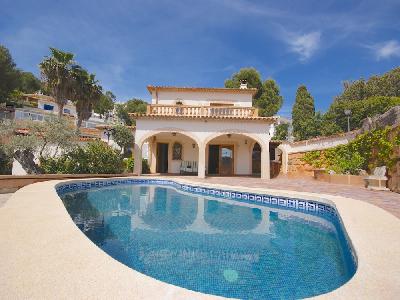 Mediterráneo vivienda unifamiliar con cercanía a la playa en Paguera