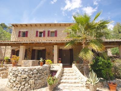 Hermosa casa de piedra en el idílico pueblo de Capdella