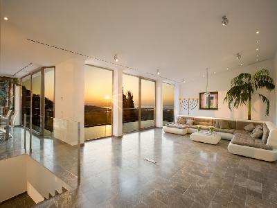 Moderna villa de lujo con impresionantes vistas de la bahía de Palma